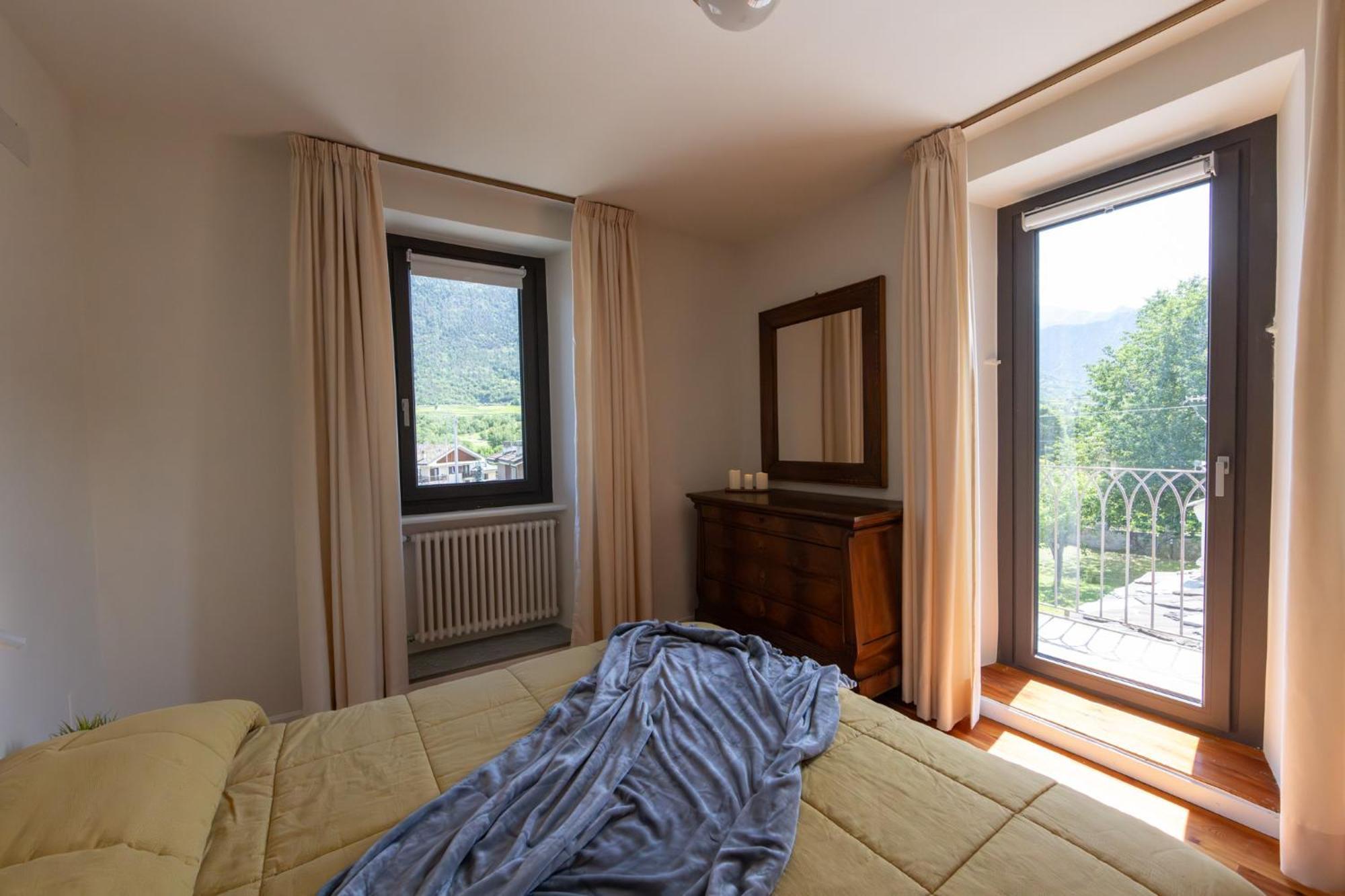 Manor House Appartement Aosta Buitenkant foto